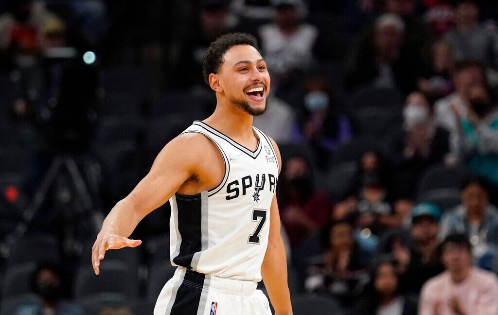 Rockets Spurs Basketball