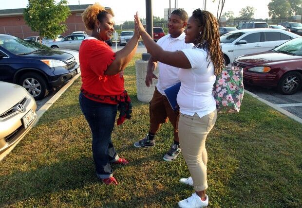 Community supports Normandy High School students on their first day of school