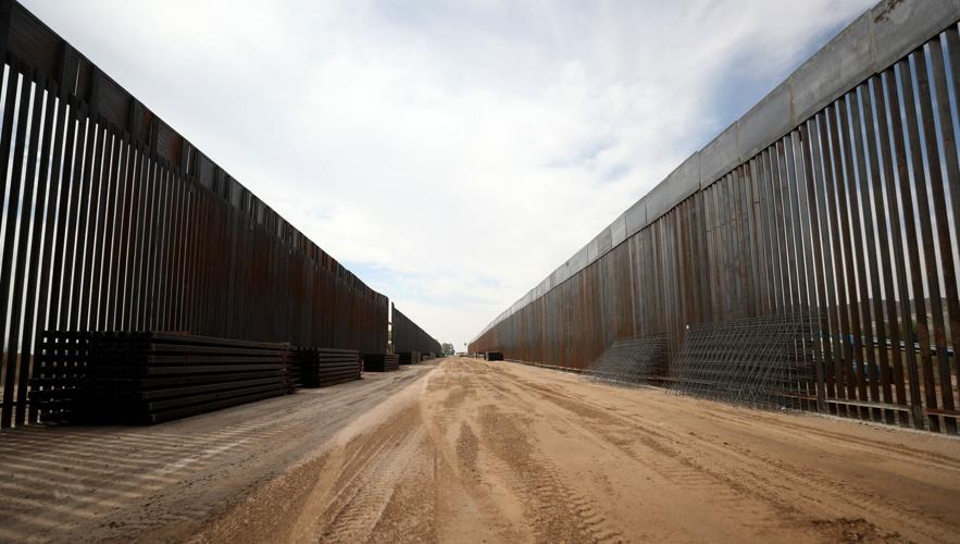 Border Wall, Arizona-Mexico border