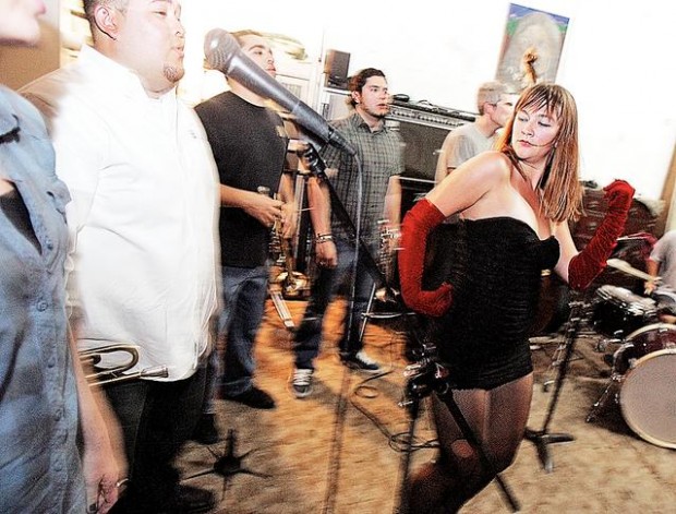 Dancers? But of course  