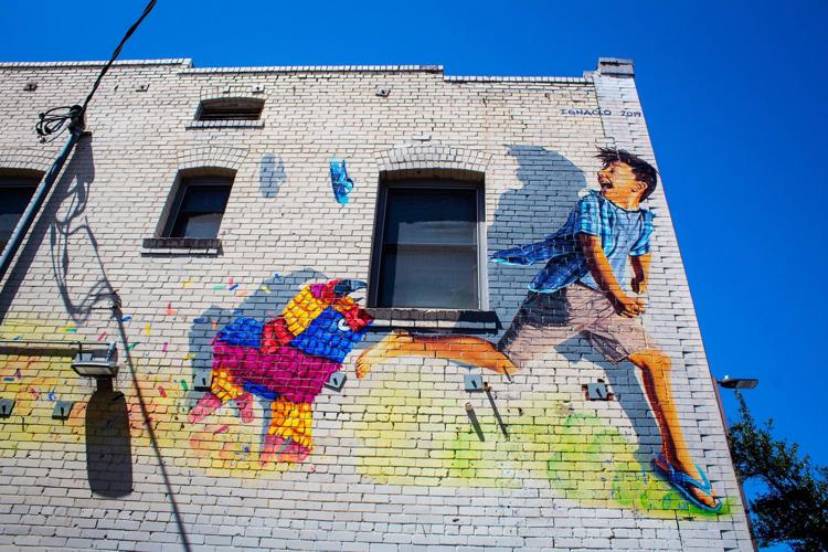 Piñata mural