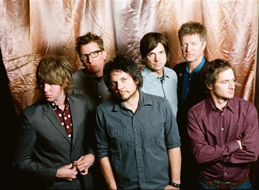 Wilco: Chicago band revels in rock  