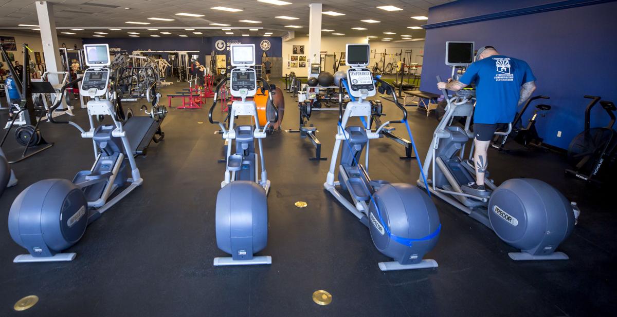 Ducey seeks to void ruling that would let Arizona gyms reopen | Local news