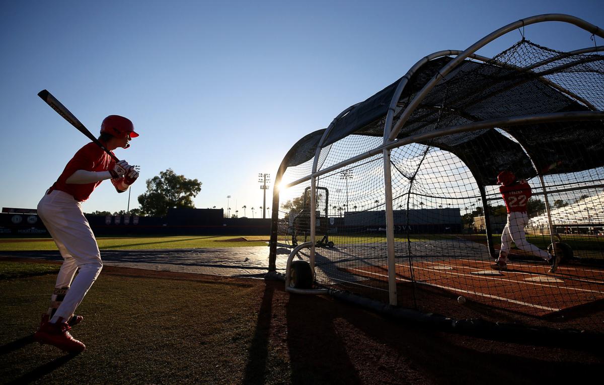 012619-spt-ua baseball-p1.jpg