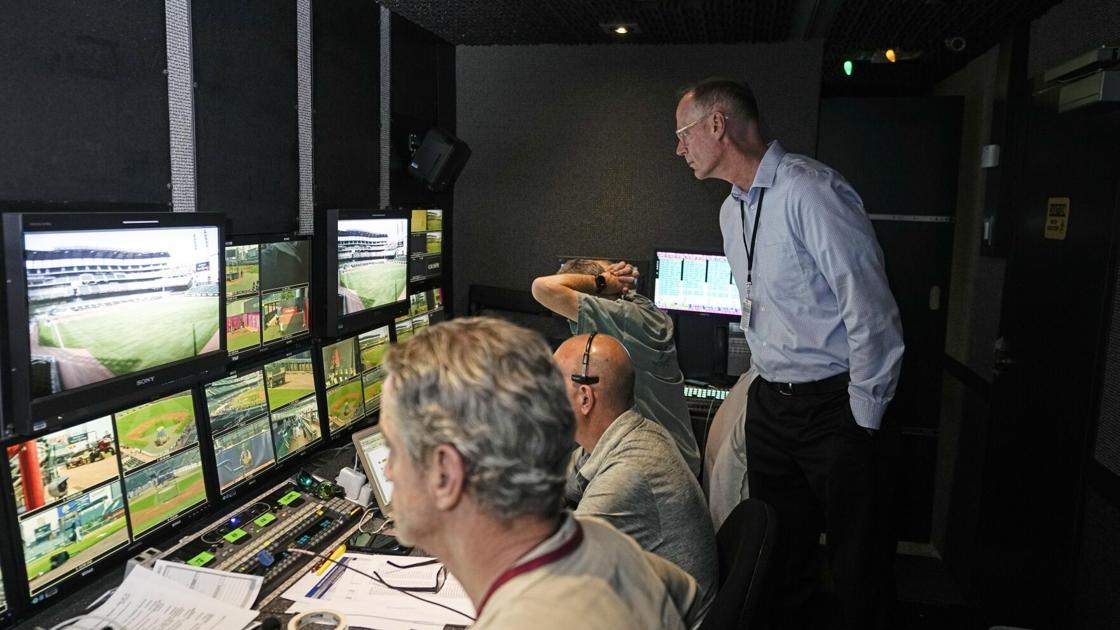 MLB taking on local broadcasts proves a mad scramble