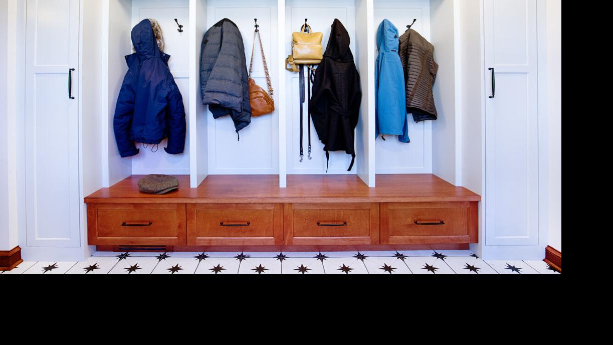 Rosie on the House: Make a zone to drop your things when you come home