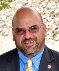 Teacher seeks to deny Arzoumanian a fourth term    