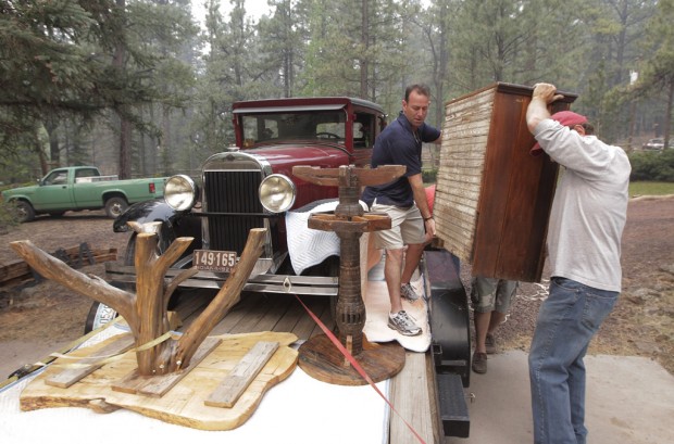 Some gains reported to blunt Wallow Fire   