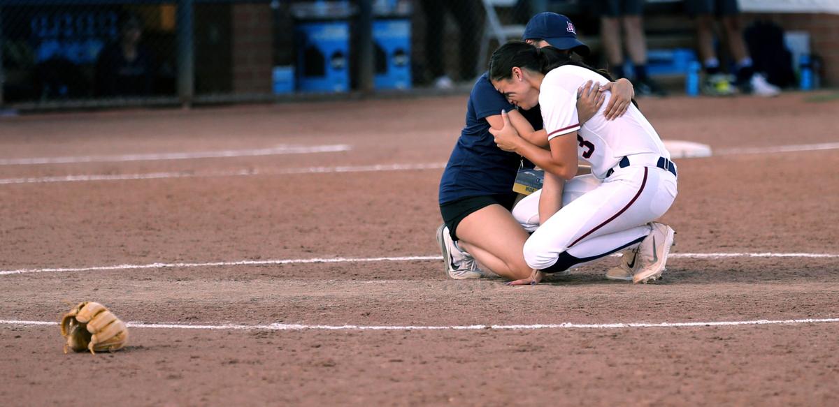 Best Arizona softball photos