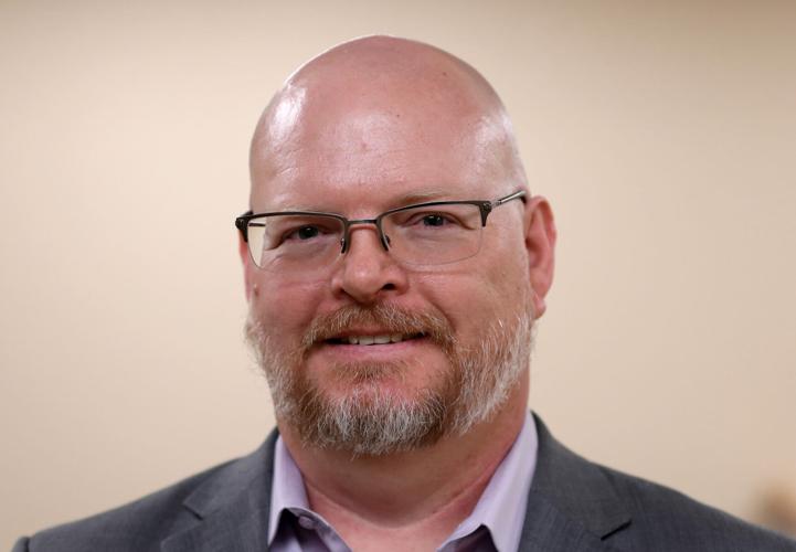 Students tour Sonora Quest Lab to catch glimpse of health sciences