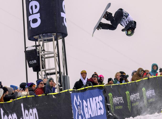 Rising Young Rider Snowboard