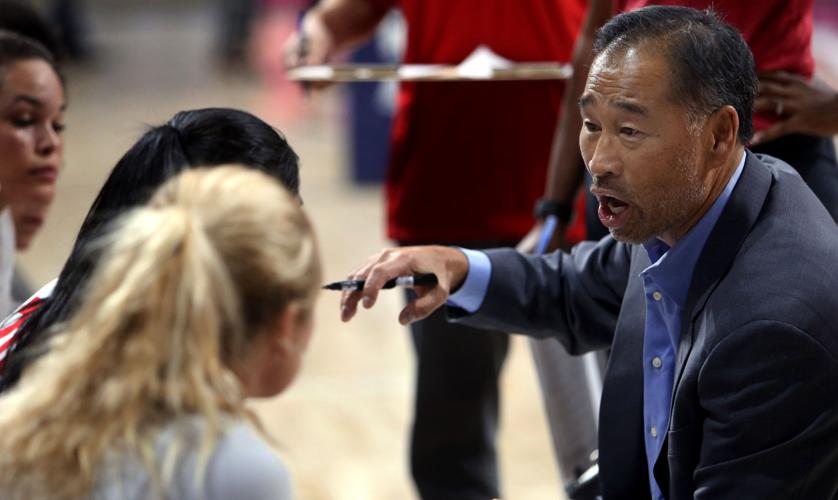 Daughter of former UA baseball standout signs with Arizona's volleyball program