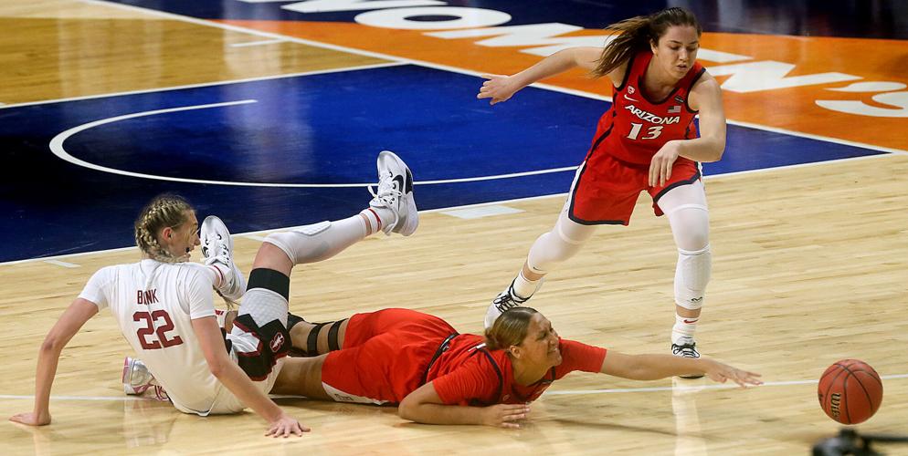 040521-spt-UA WOMENS HOOPS-p24.jpg