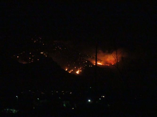 Reader photos: Finger Rock fire