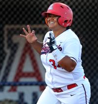 Arizona Wildcats walk off against Baylor, move one win from WCWS