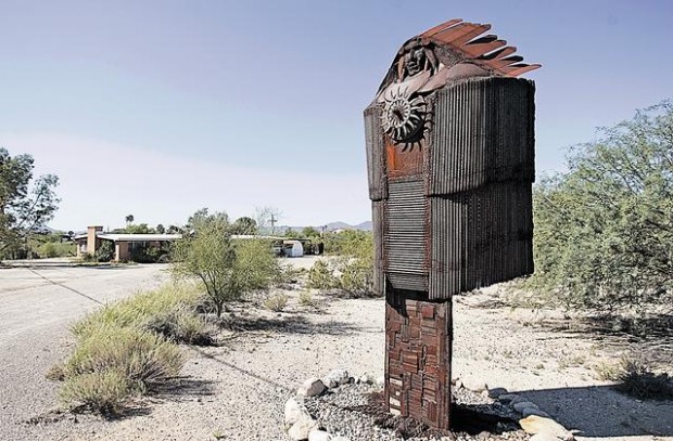 Tucson oddity : Sculptor's creations 'look like protectors'  
