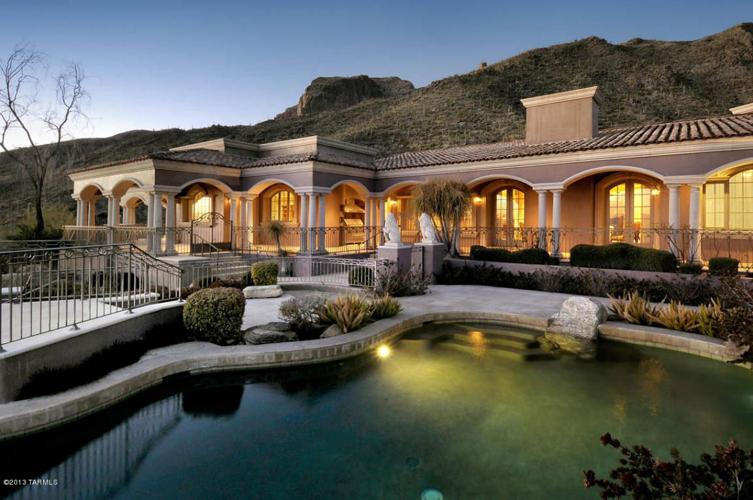 Luxury homes in Tucson: 7582 N Secret Canyon Drive