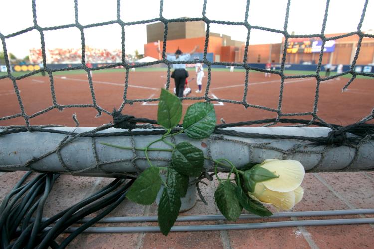 Mike Candrea, Sue Candrea