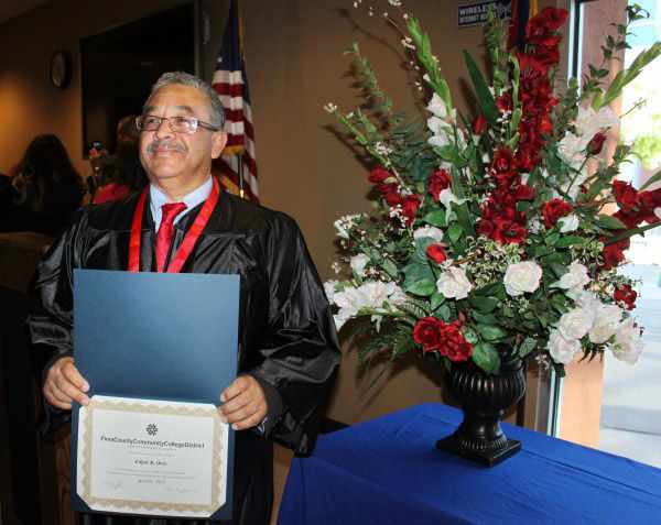 Edgar R. Ortiz