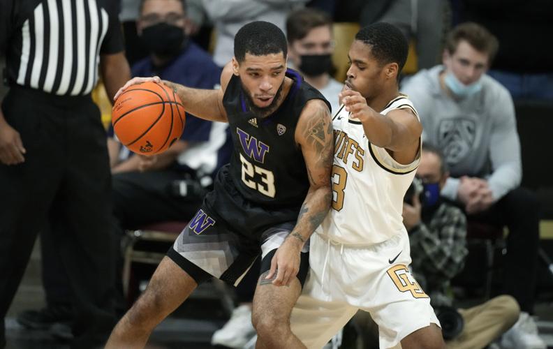 011122-tuc-spt-uabk-p2