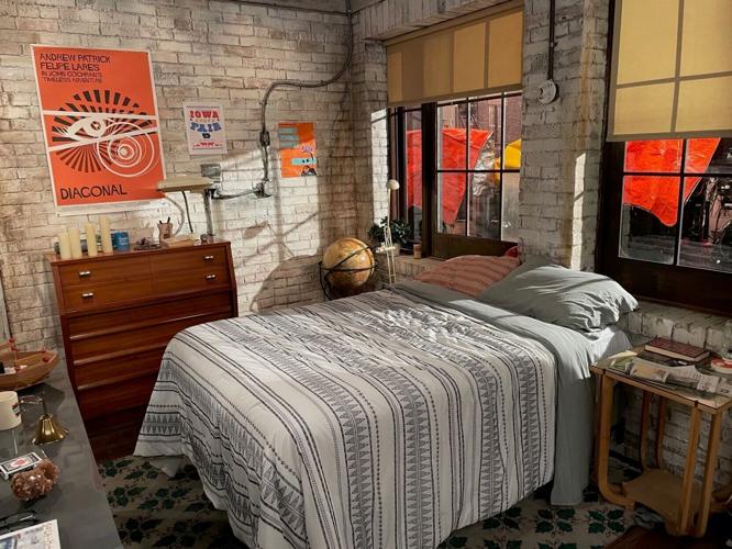 How I Met Your Father Set Visit