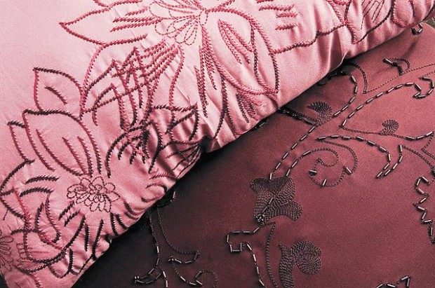 2005 decorating trends  