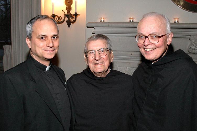 050925-tul-nws-casciapope-p5