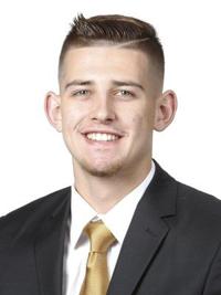 Arizona Wildcats contact Wichita State guard Erik Stevenson, per report