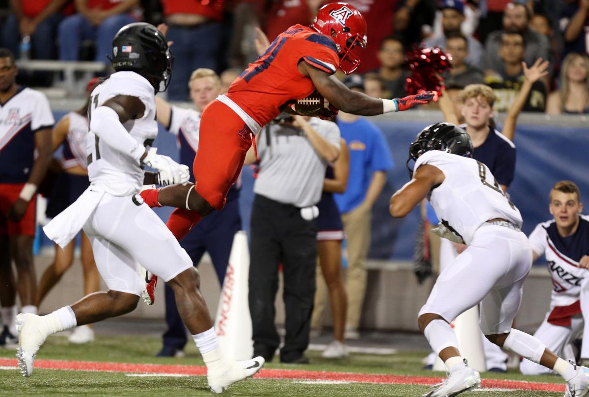 Photos Arizona Wildcats Upset No 19 Oregon Ducks 44 15