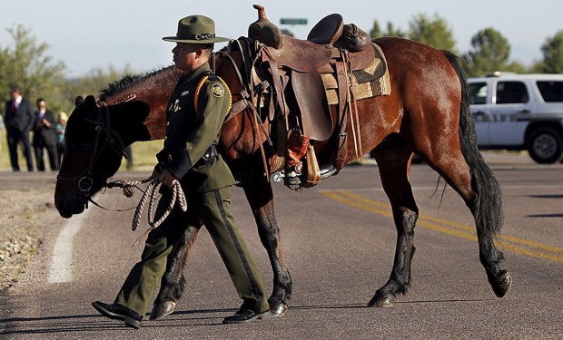 Over 1,000 join to remember fallen BP officer    