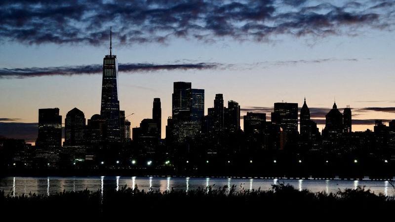 New York City can’t afford big pensions and free buses | Allison Schrager