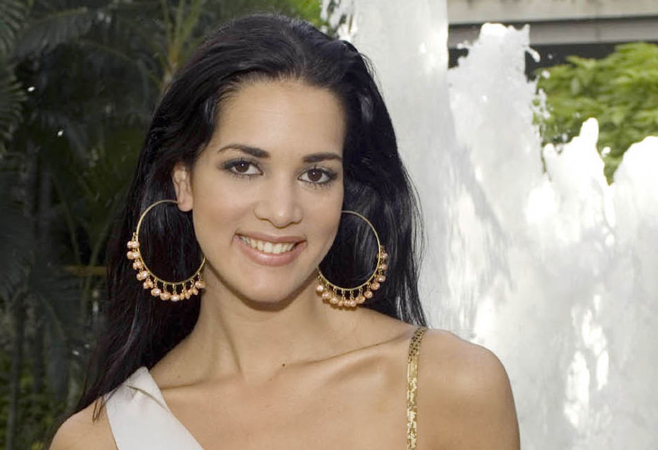 Monica Spear