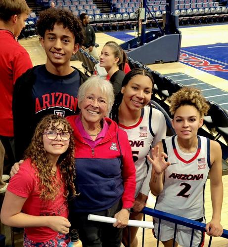 Wildcats meet fans