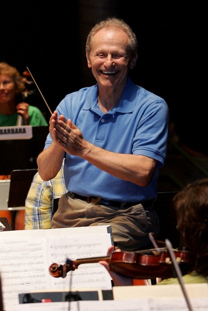 Music notes Veres on a march to re-create famous Sousa concerts   