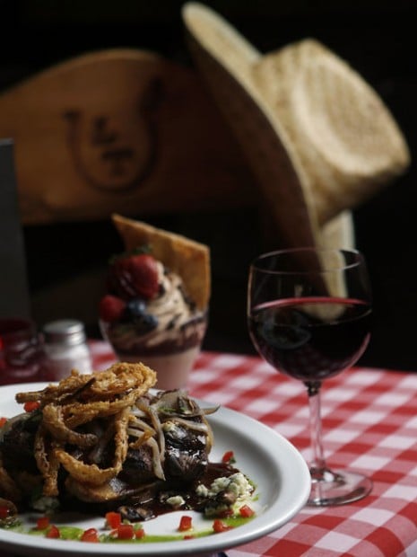 Tucson restaurant, Last Territory, closing after 25 years  