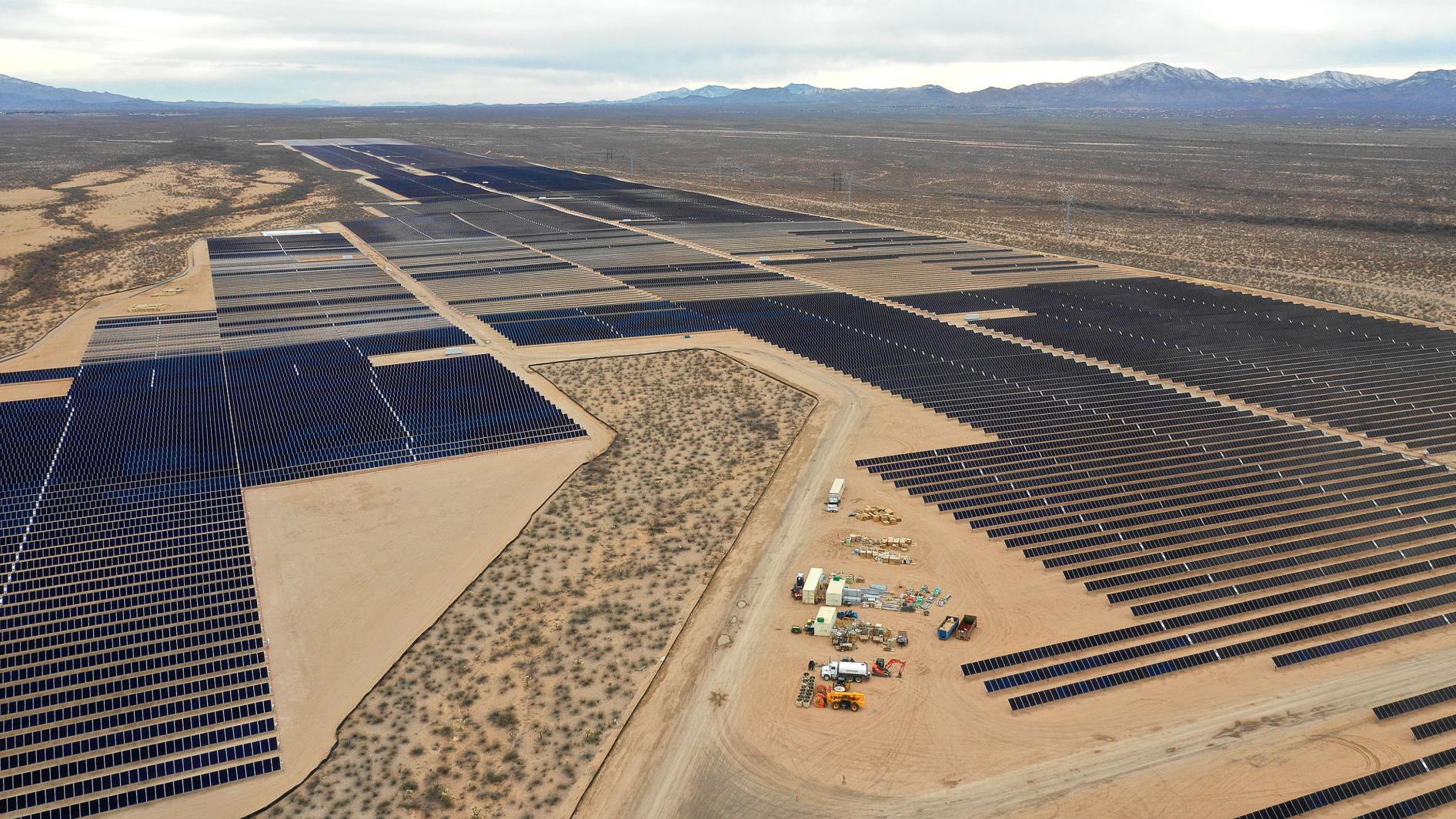 Tucson Electric Power S Biggest Solar Farm Taking Shape South Of The City Business News Tucson Com Tucson Electric Power S Biggest Solar Farm Taking Shape South Of The City Business News Tucson Com