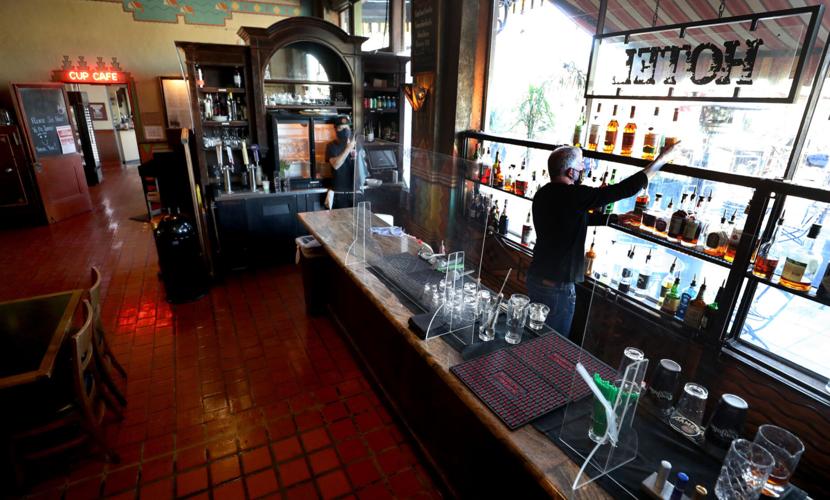 Hotel Congress, Cup Cafe