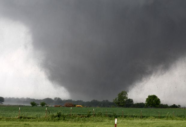Massive tornado strikes Oklahoma