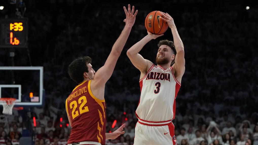 Dell'Orso's Aussie parents enjoy long U.S. tour as his college career winds down