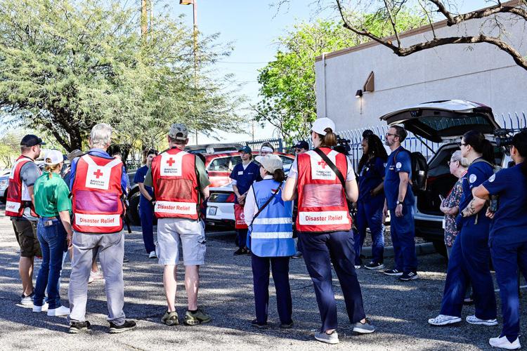 U of A, NAU nursing students help Red Cross prevent heat deaths