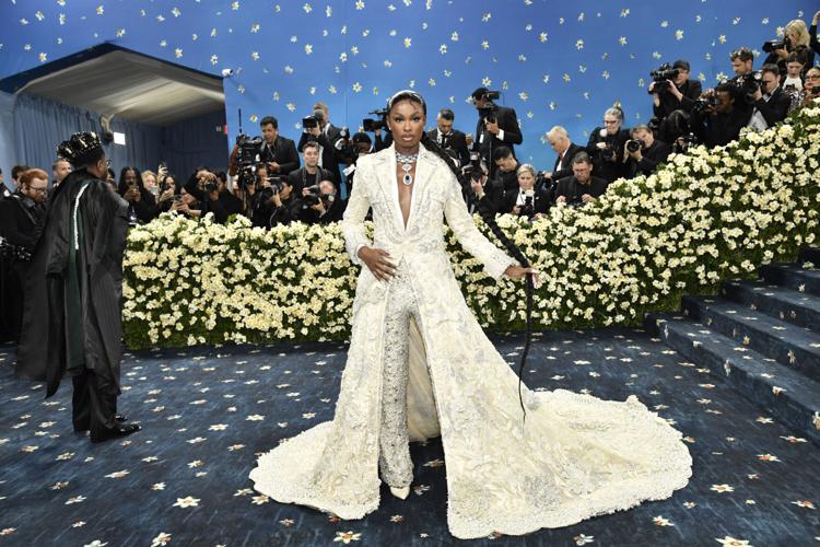APTOPIX 2025 MET Museum Costume Institute Benefit Gala