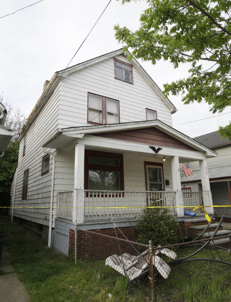 Photos: Three Women Missing For Decade Freed In Cleveland, Ohio ...