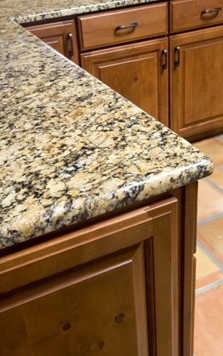 Refinishing laminate countertops