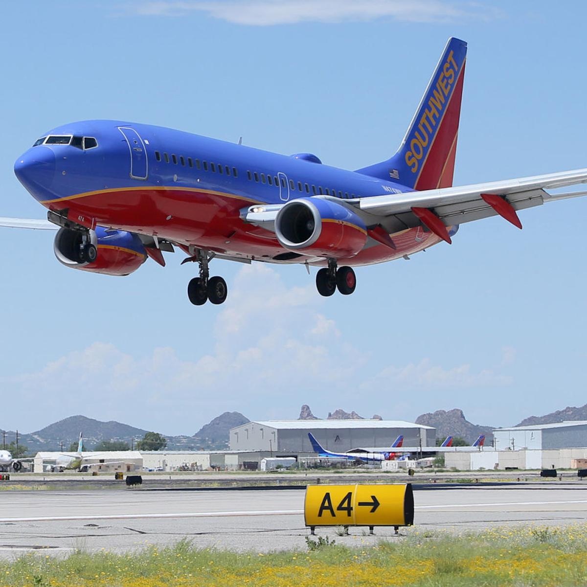 Runway Light Outage At Tucson Airport Blamed On Construction Mishap Local News Tucson Com