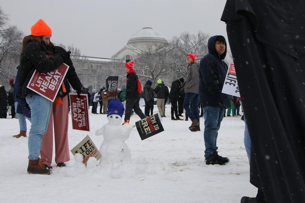 Roe is gone, but Arizonans still join abortion opponents marching in D.C.