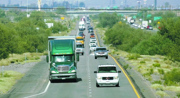 State weighs widening work on south-side stretch of I-10   