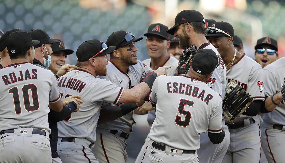 Madison Bumgarner tosses 7-inning no-no as D-backs sweep Braves