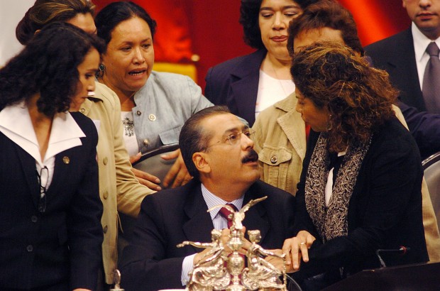 Ex-Sonora governor abandons presidential bid, seeks PRI unity   