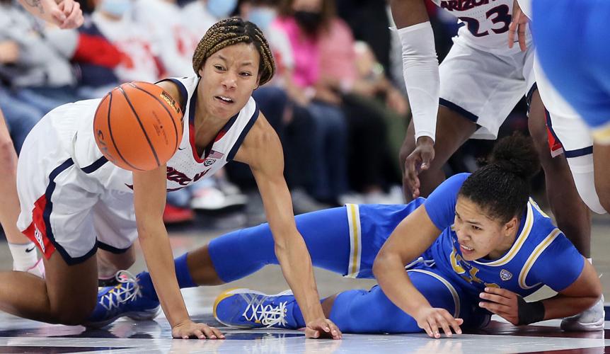 022622-tuc-spt-uawomenshoops-p3