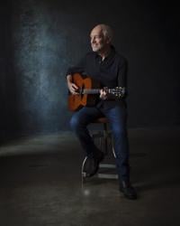 Stripped-down Peter Frampton coming back to Tucson